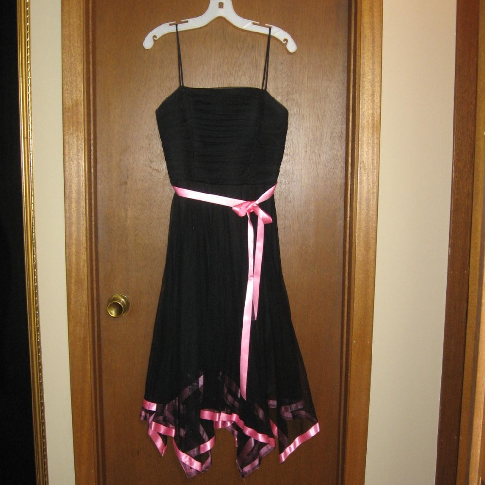 Morgan & Co. Prom Party Dress Pixie Hankie Skirt